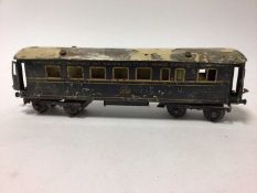 Hornby O gauge selection of unboxed Tinplate carriages and coaches (12)