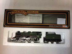 Maainline OO gauge locomotives including BR Green 4-6-0 7P Rebuilt Patriot Class 'Illustrious' tener