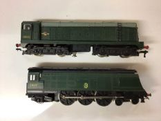 Railway OO gauge unboxed locomotives including BR green Class 20 diesel D8000, Triang BR green Battl