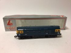 Lima O gauge BR blue Class 33 diesel locomotive D6524, L216577 and Network South East carriages incl