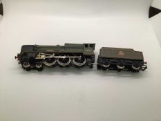 Wrenn OO gauge 4-6-0 BR Green Royal Scot 6P 'Grenadier Guardsmen' tender locomotive, 46110, boxed, W