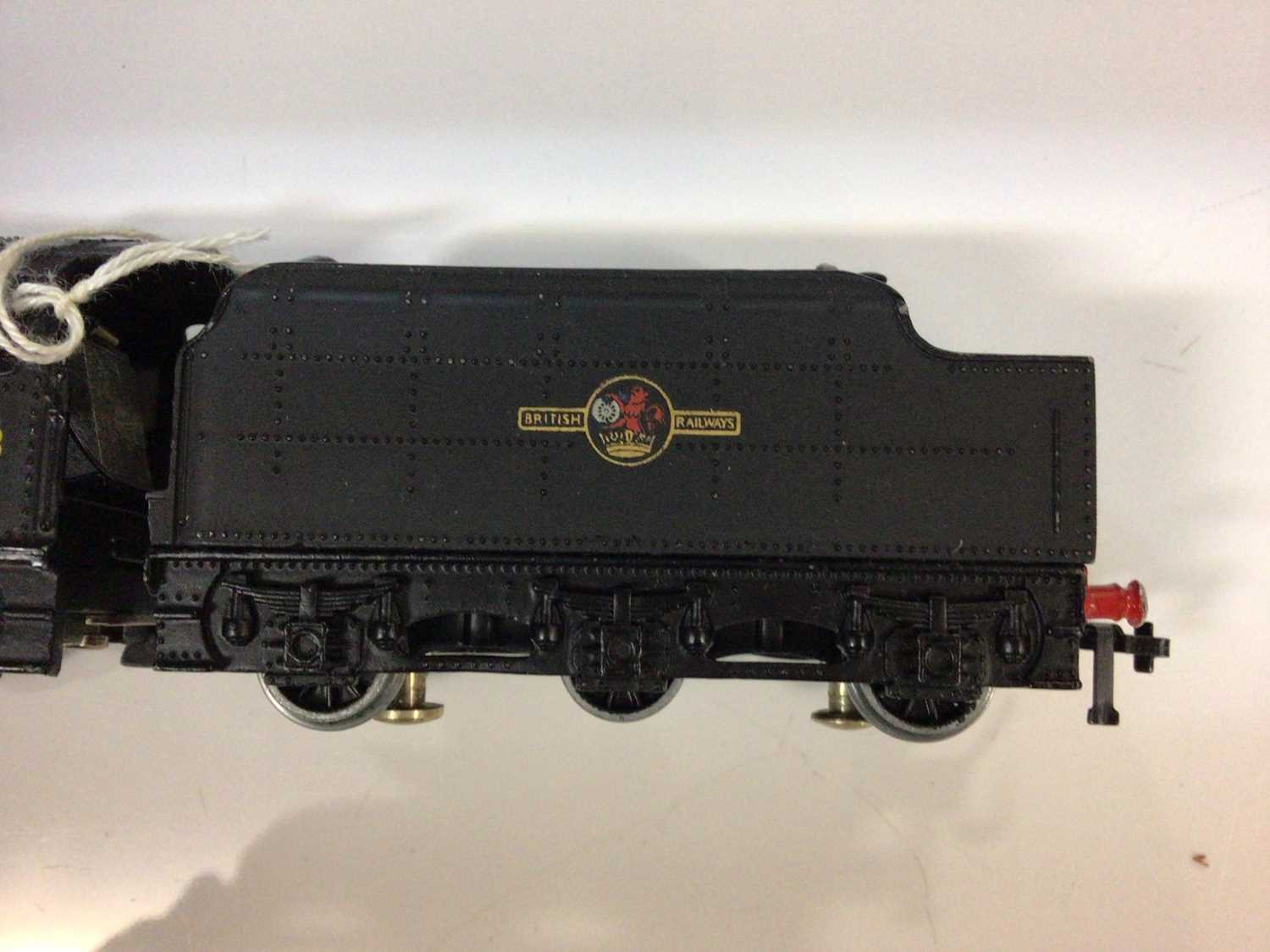 Hornby Dublo OO gauge ER 'Golden Fleece' tender locomotive 2211 and BR 2-8-0 LT25 LMR 8F Freight ten - Image 6 of 8
