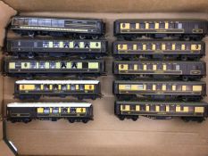 Hornby & Triang OO gauge unboxed Pullman cars including Observation Car (x10) plus various manufactu