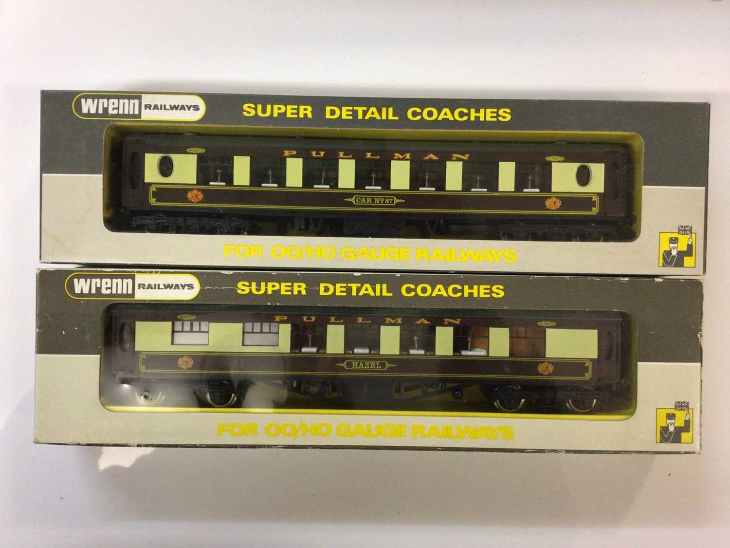 Pullman Brown/Cream coaches including 1st Class 'Audrey' (x2), 'Vera', 'Hazel' and Parlour 'Car No.8 - Image 2 of 4