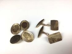 Two pairs of 9ct gold cufflinks