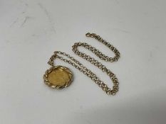 Victorian gold full sovereign 1892, in 9ct gold pendant mount on 9ct gold chain