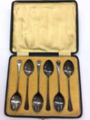 Cased set of six George V silver teaspoons (Birmingham 1924)