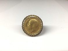George V gold full sovereign, 1922, in 9ct gold ring mount