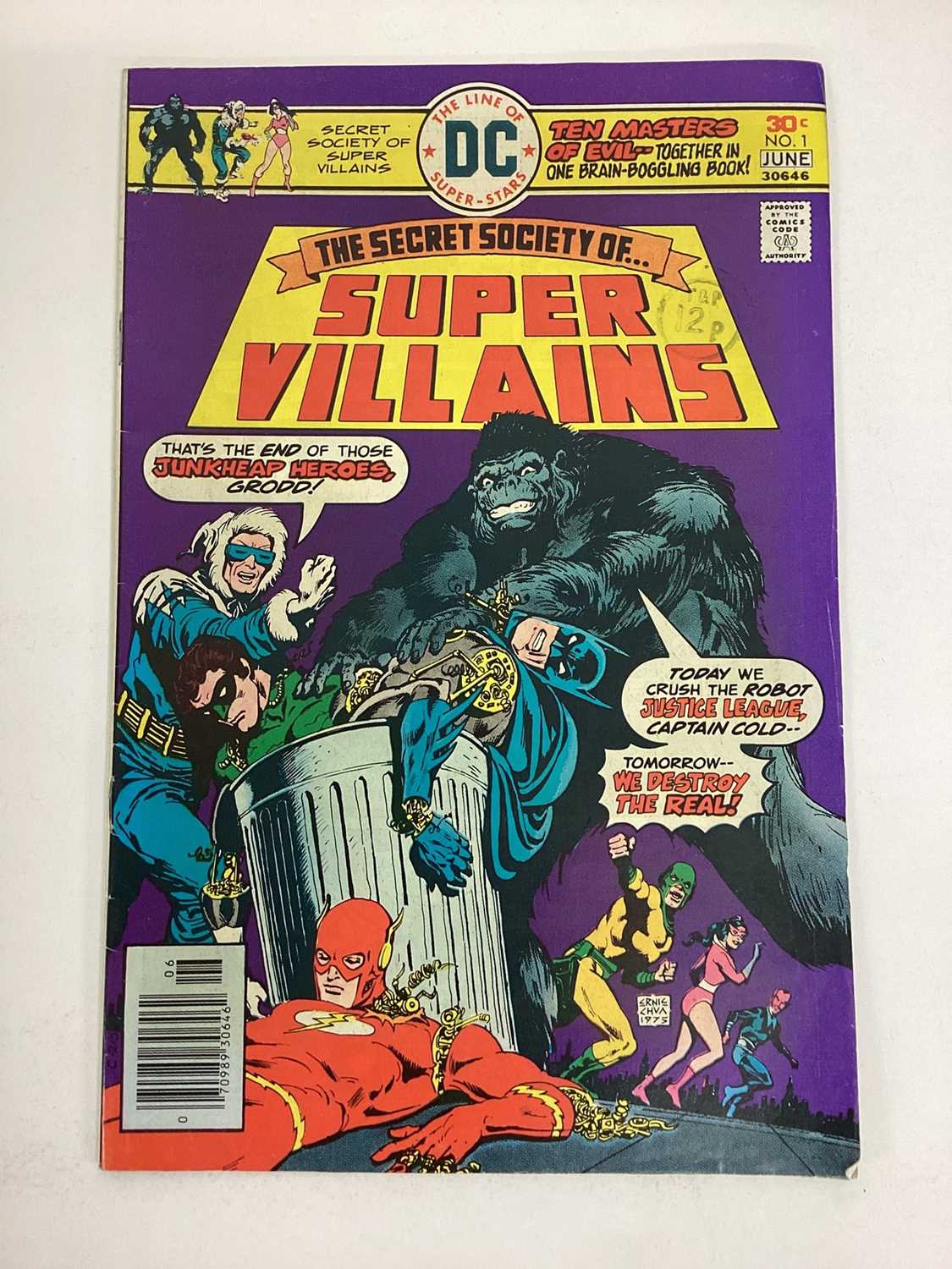 Twelve DC Comics 1970's The Secret Society Of Super Villains #1 #3 #4 #5 #7 #8 #10 #11 #12 #13 #14 # - Image 10 of 13