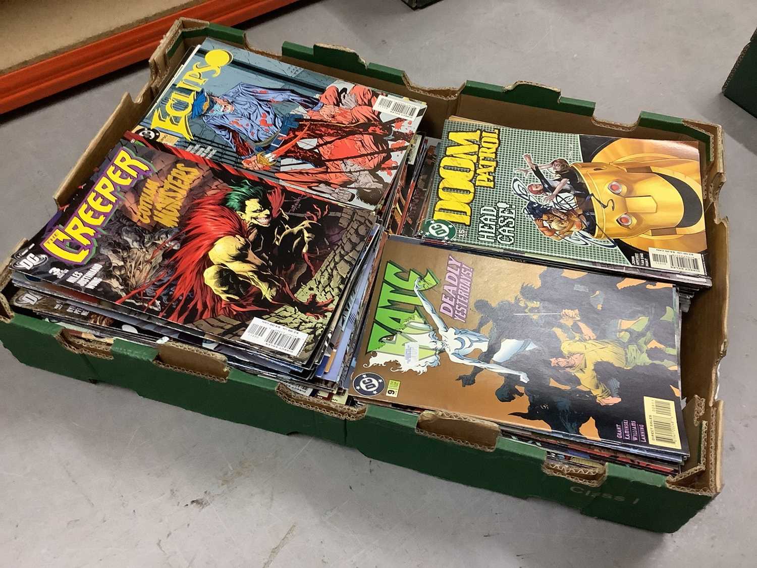 Large quantity mostly 1990's and 00's DC Comics to include Fate, Demon, The Doom Patrol, Extreme Jus - Image 2 of 2