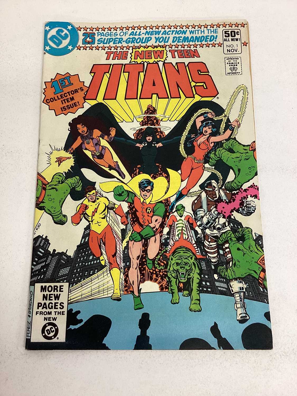 Large quantity of 1980's DC Comics, The New Teen Titans #1 #3-41 #45-47 together with Two annuals #1 - Image 6 of 12