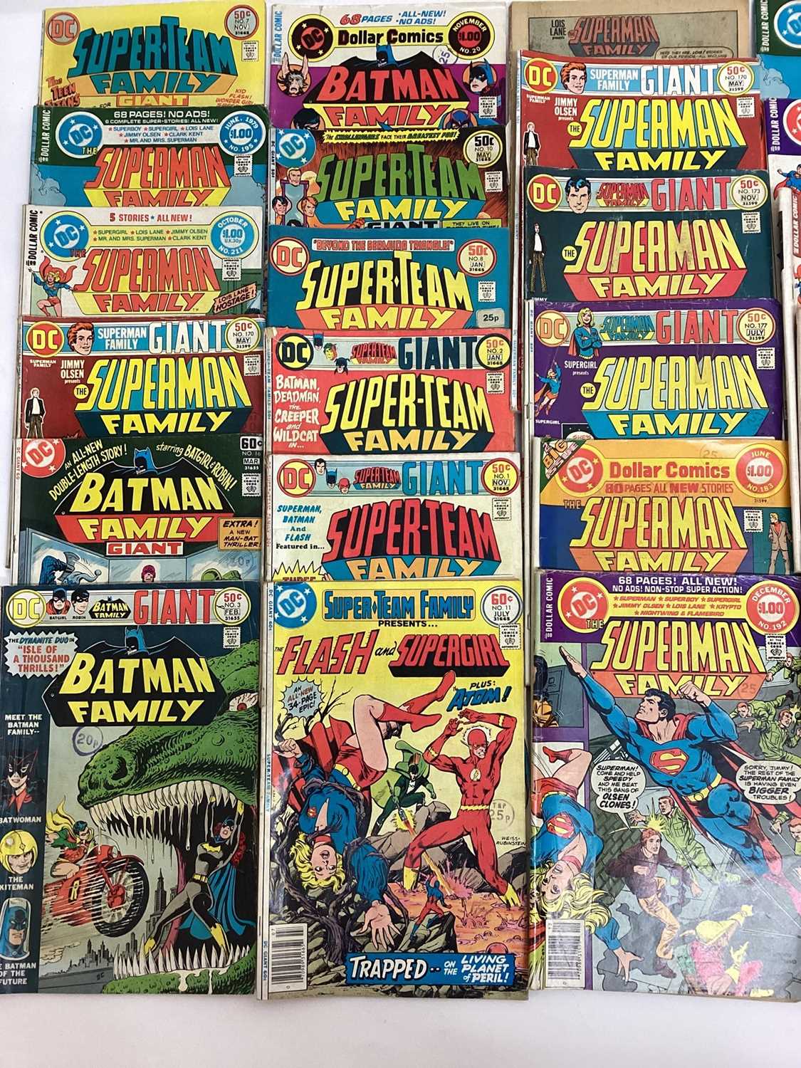 Selection of 1970's DC Comics , Batman Family, The Superman Family and Super Team-Family. (29 comics - Image 2 of 17
