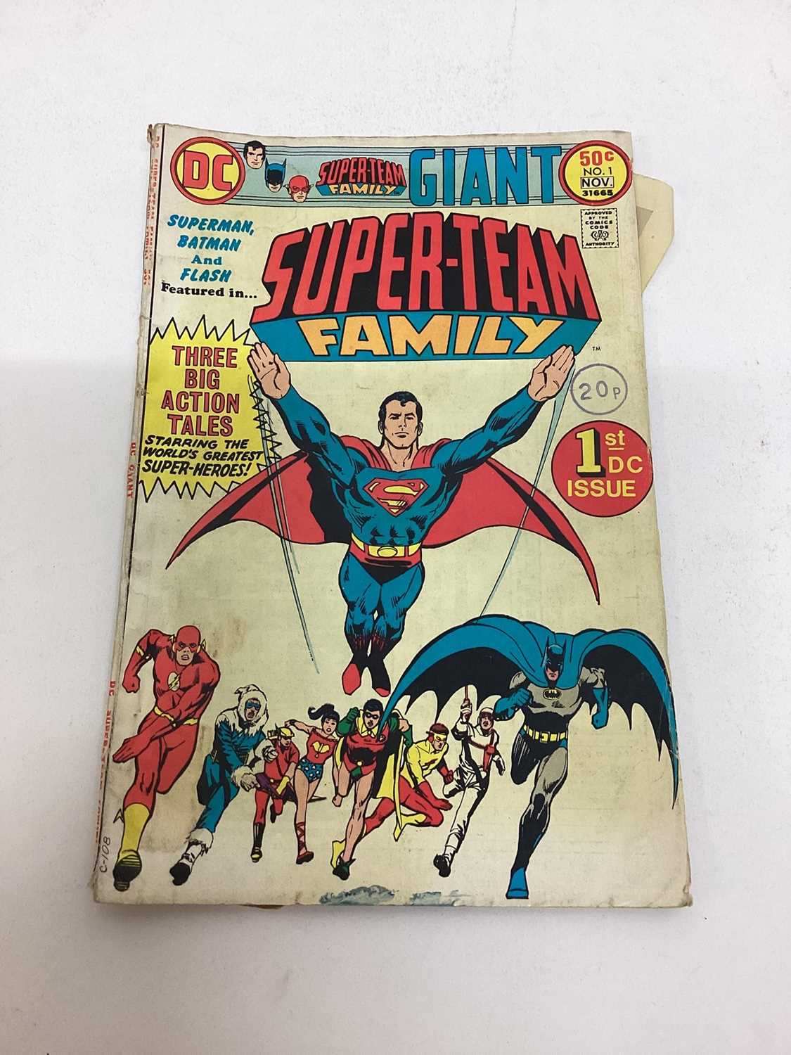 Selection of 1970's DC Comics , Batman Family, The Superman Family and Super Team-Family. (29 comics - Image 9 of 17