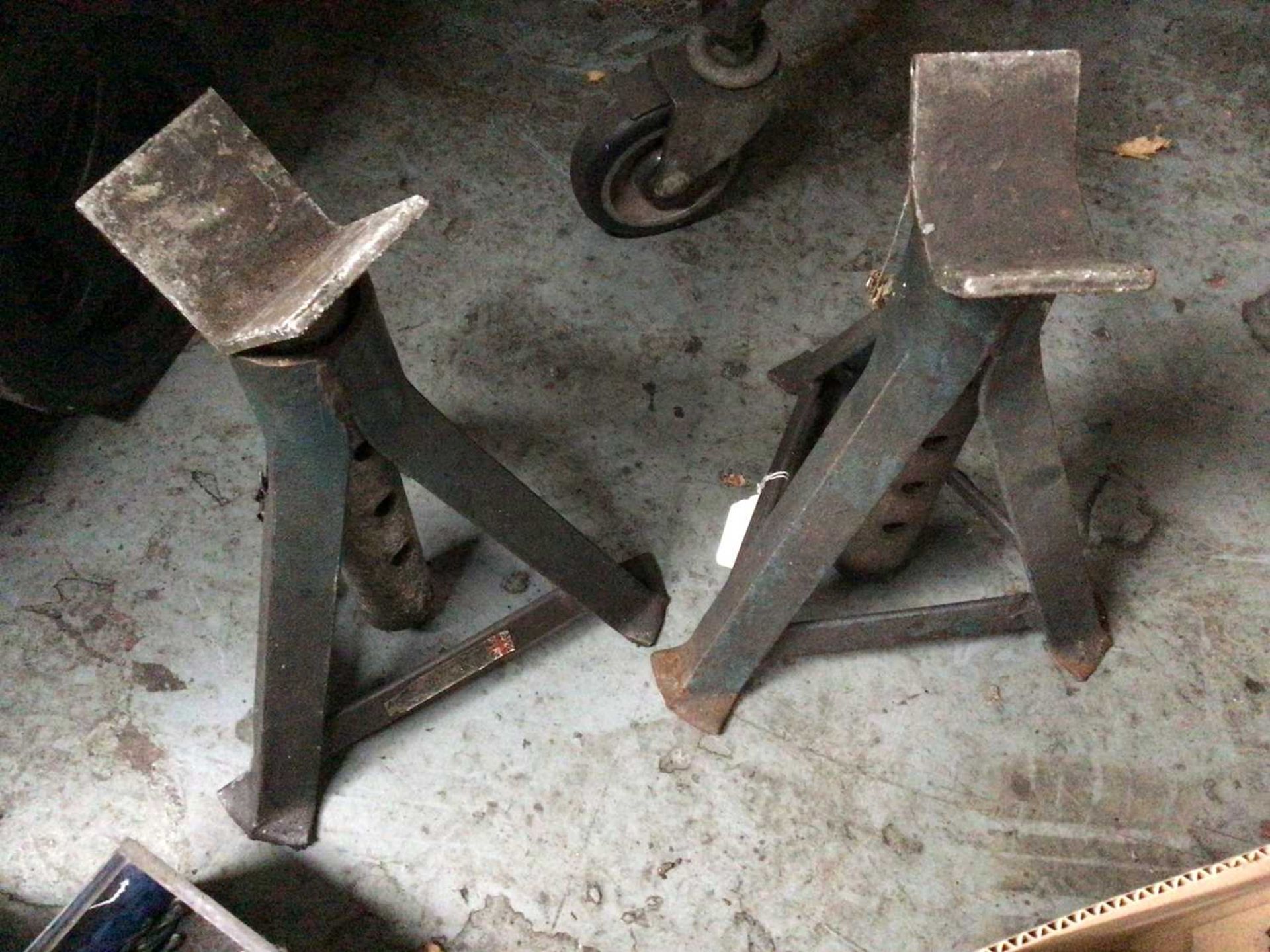 Two Pairs of Axle stands