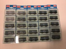 Peco N gauge Ford Dagenham Halewood wagons (25)