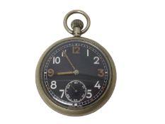 Military G.S.T.P. Pocket watch, with engraved broad arrow mark and numbered M26463 to reverse, 5cm d