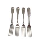 Set of four fiddle pattern silver table forks, engraved lion passant to each handle, London 1807 (Ri