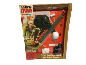 Palitoy Action Man Medic Outfit (1975-1978), in packaging No.34165 (1)