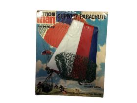 Palitoy Action Man Support Parachute, card back packaging with tear to top, No.34920 (1)