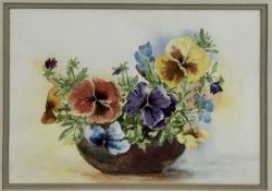 Hilda Apps (Contemporary): watercolour, still life of pansies, 32x22cm