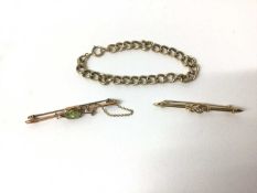 9ct gold curb link bracelet and two 9ct gold bar brooches