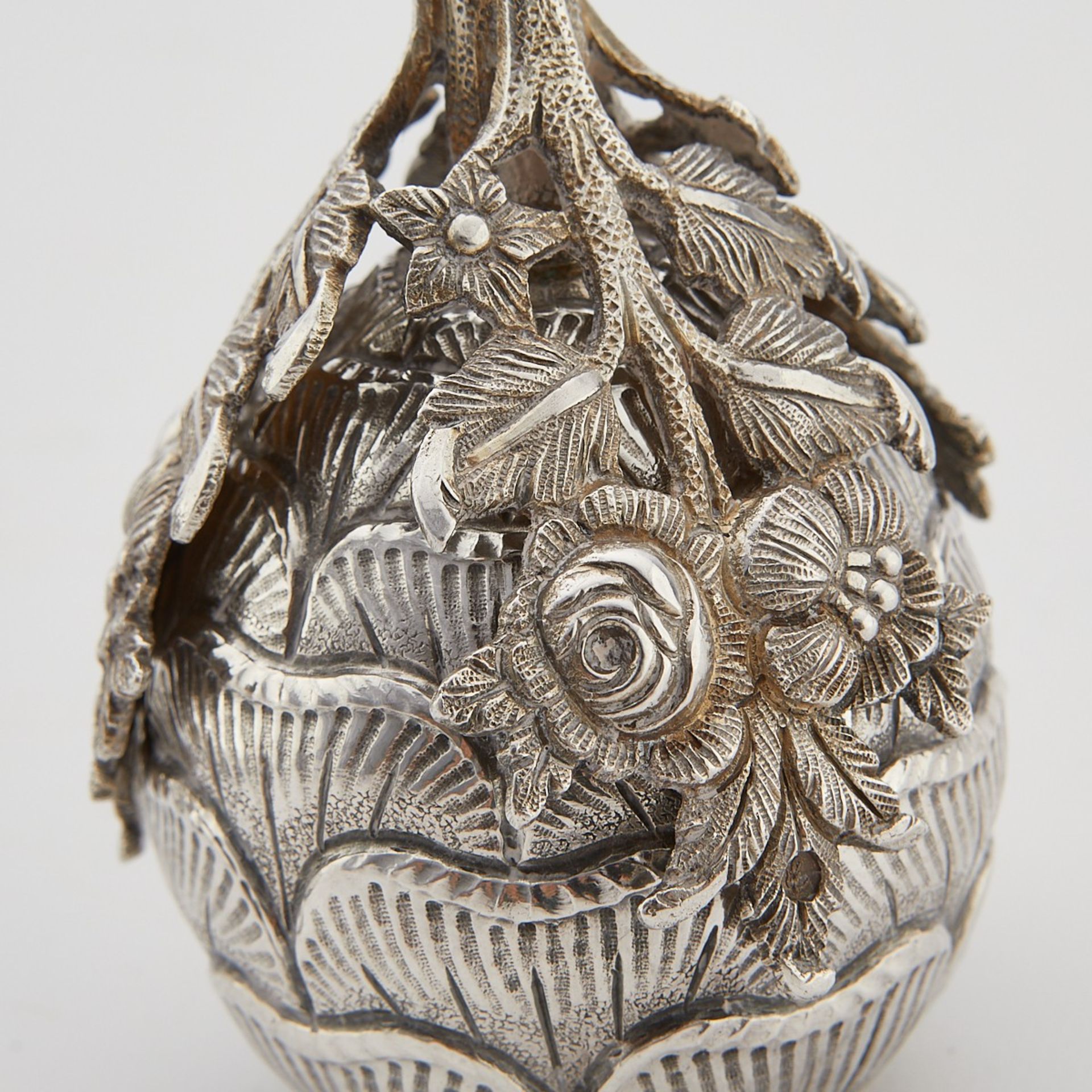 Silver Artichoke Sprinkler and Spice Box - Image 11 of 16