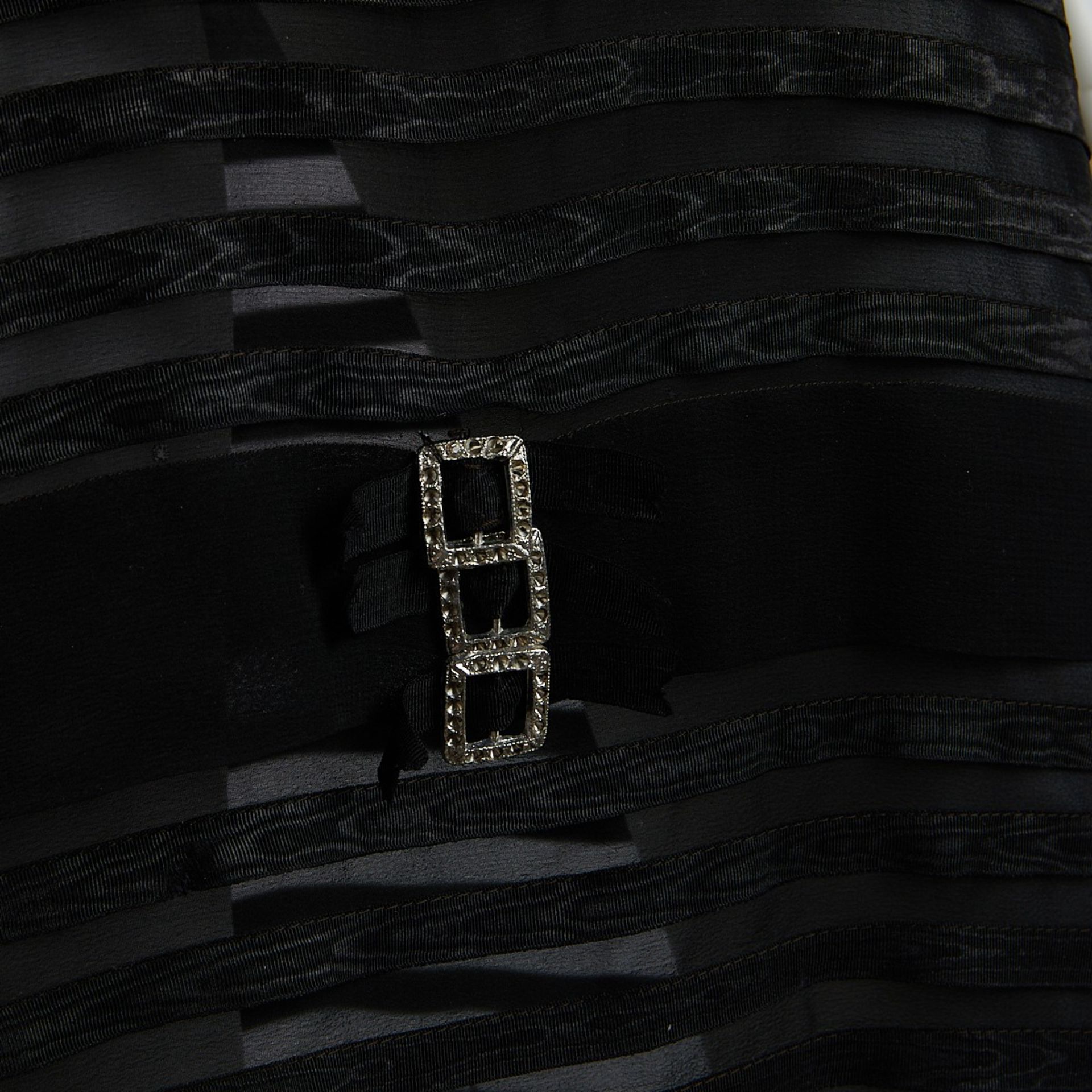 2 Black Flapper Dresses & Slip - Bild 19 aus 29