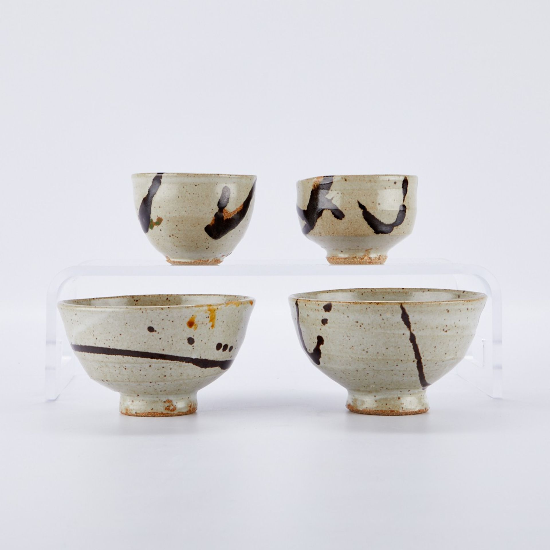 Set 4 Warren MacKenzie Tea Bowls and Bowls - Image 4 of 7