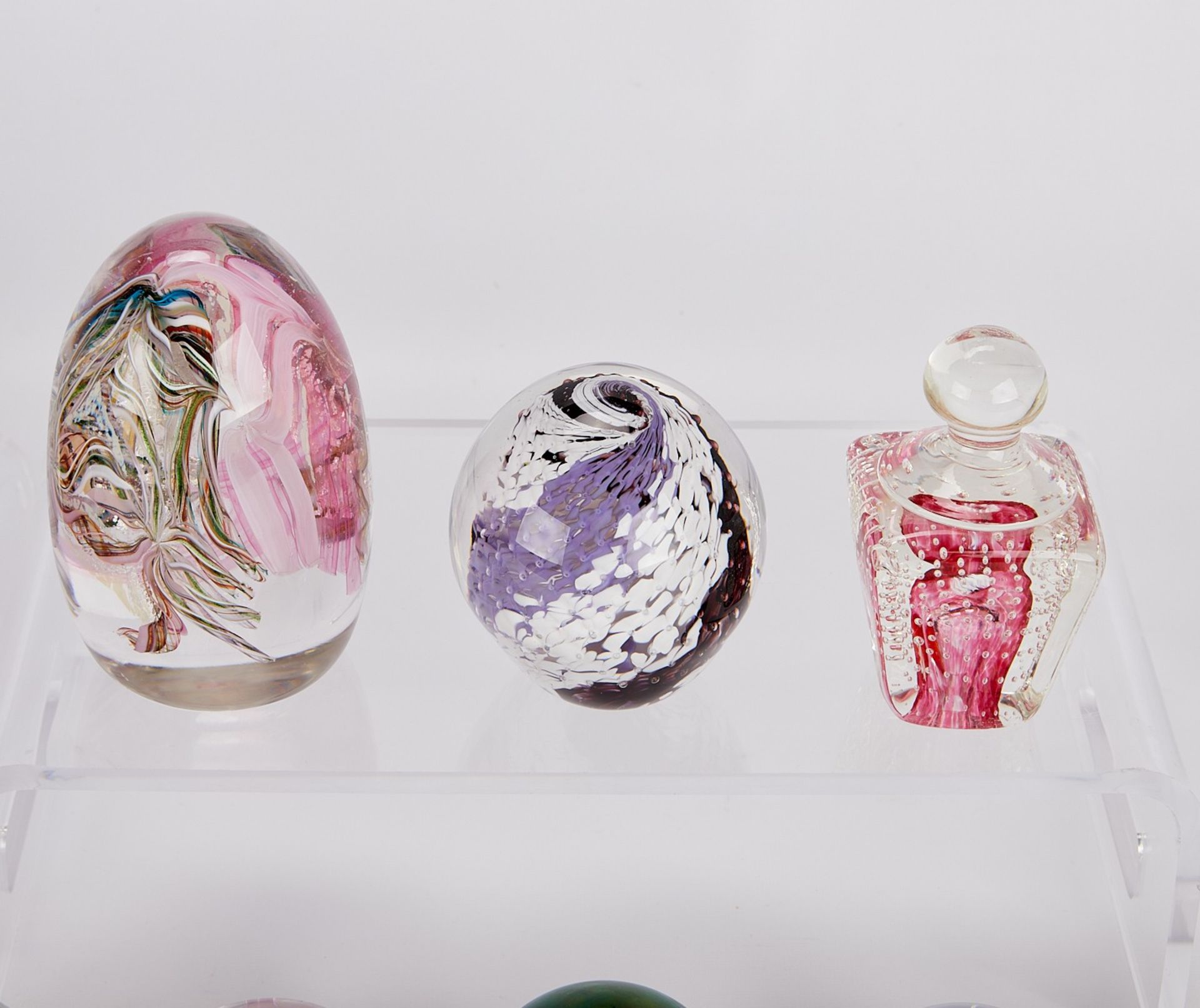 Group 15 Glass Paperweights - Image 6 of 12