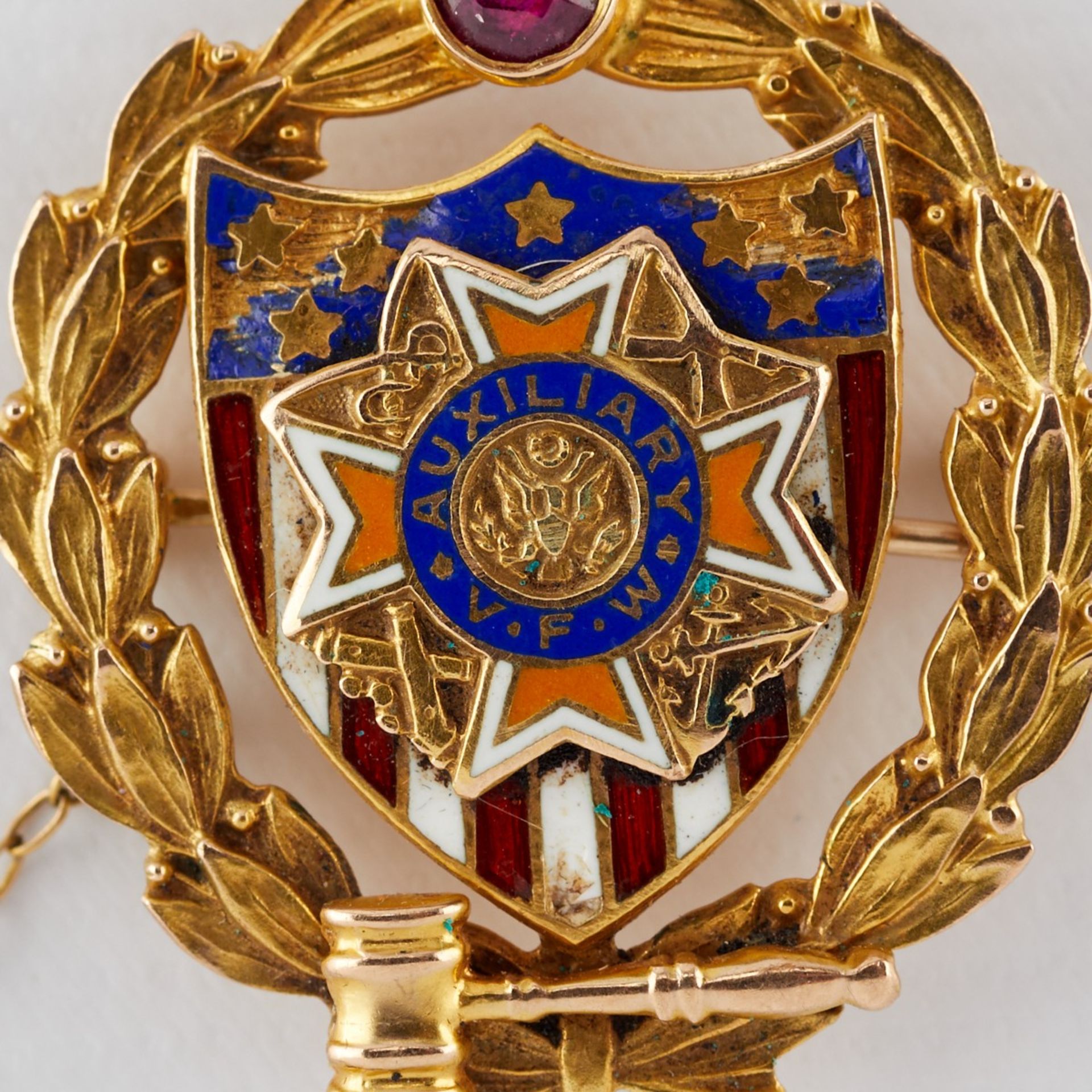 10K Gold VFW Auxiliary Pin w/ Ruby - Image 3 of 5