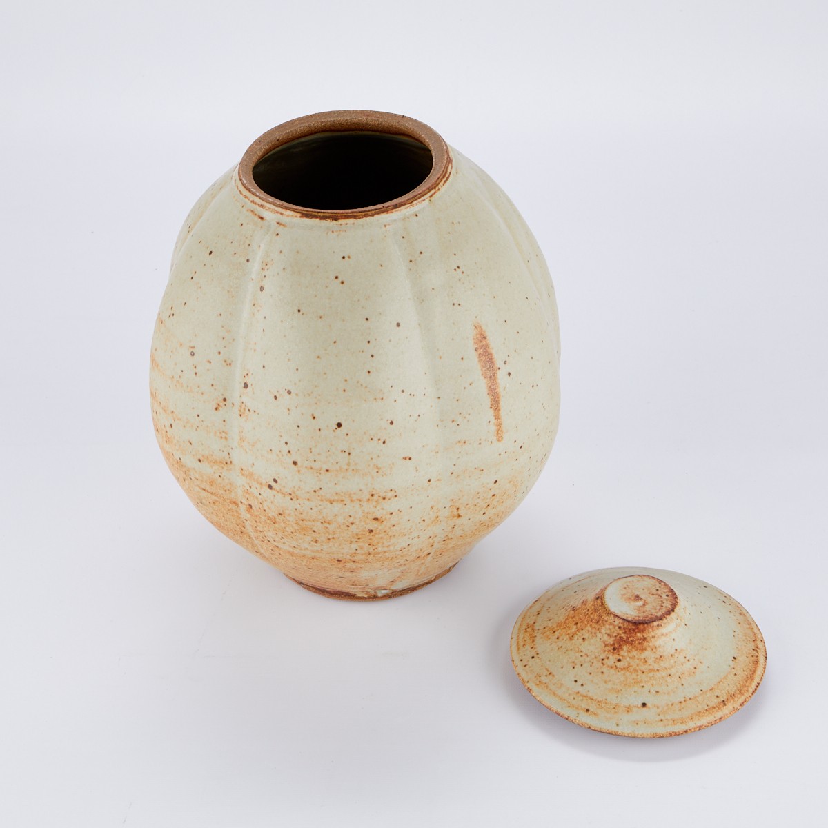 Warren MacKenzie Lobed Covered Vase - Marked - Image 5 of 11