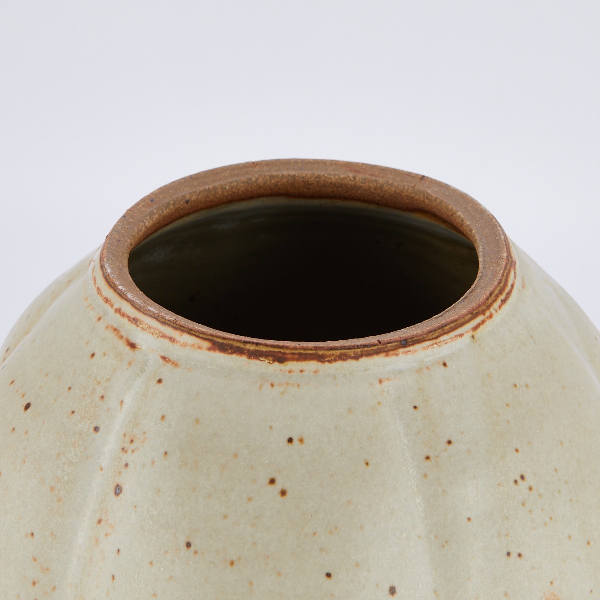 Warren MacKenzie Lobed Covered Vase - Marked - Image 8 of 11