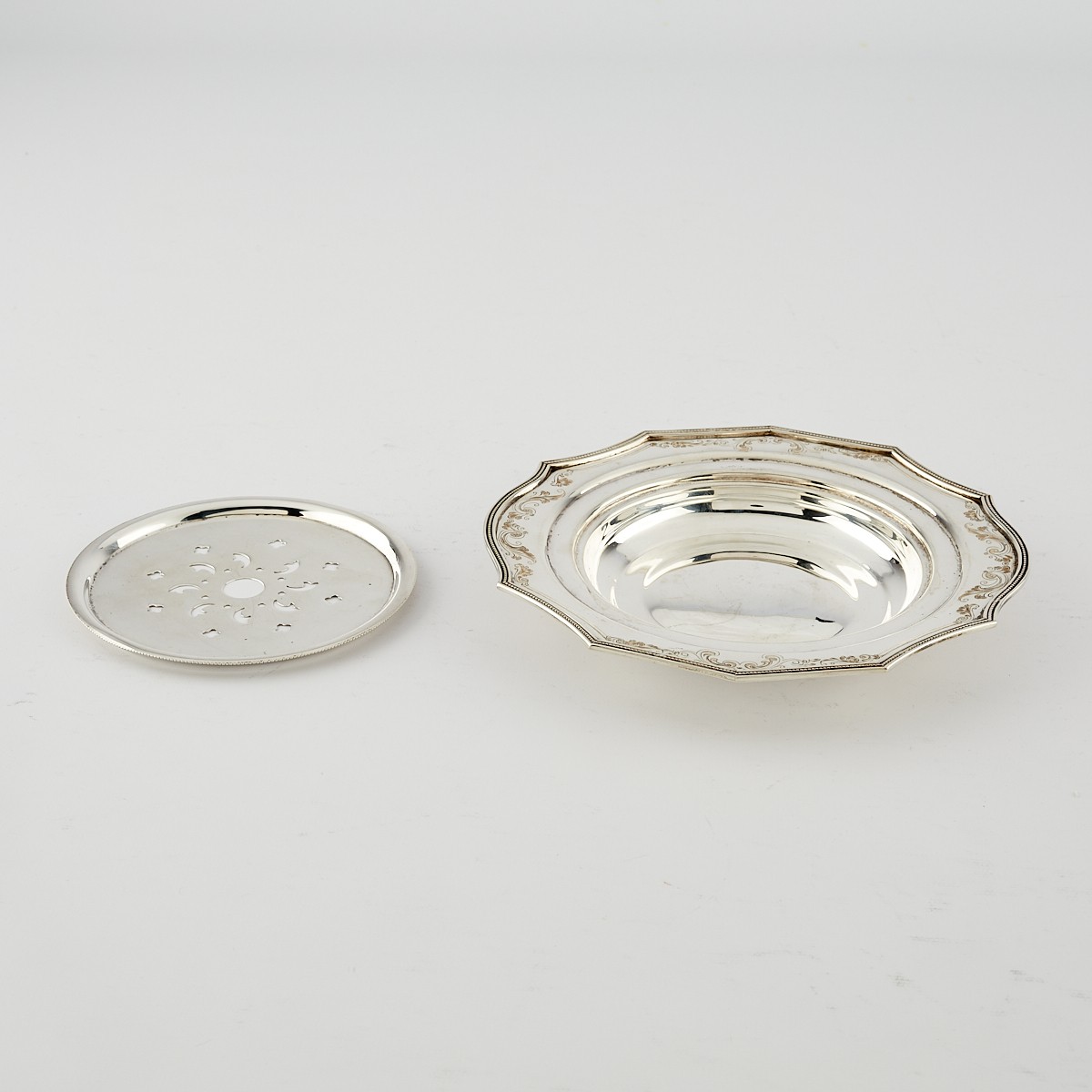 7 Sterling Silver Serving Platters - Image 22 of 22