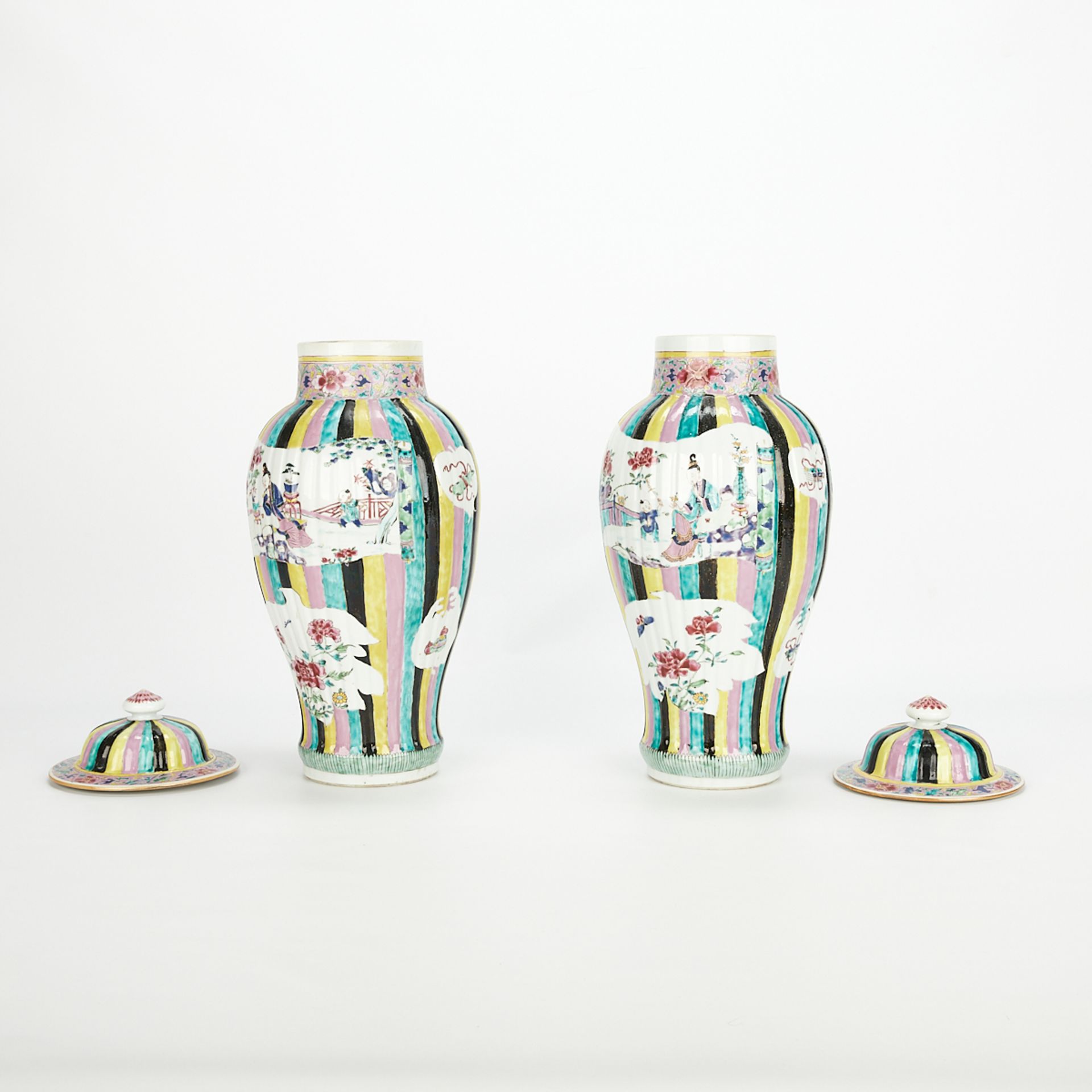 Pair 18th c. Chinese Export Porcelain Vases - Image 9 of 20