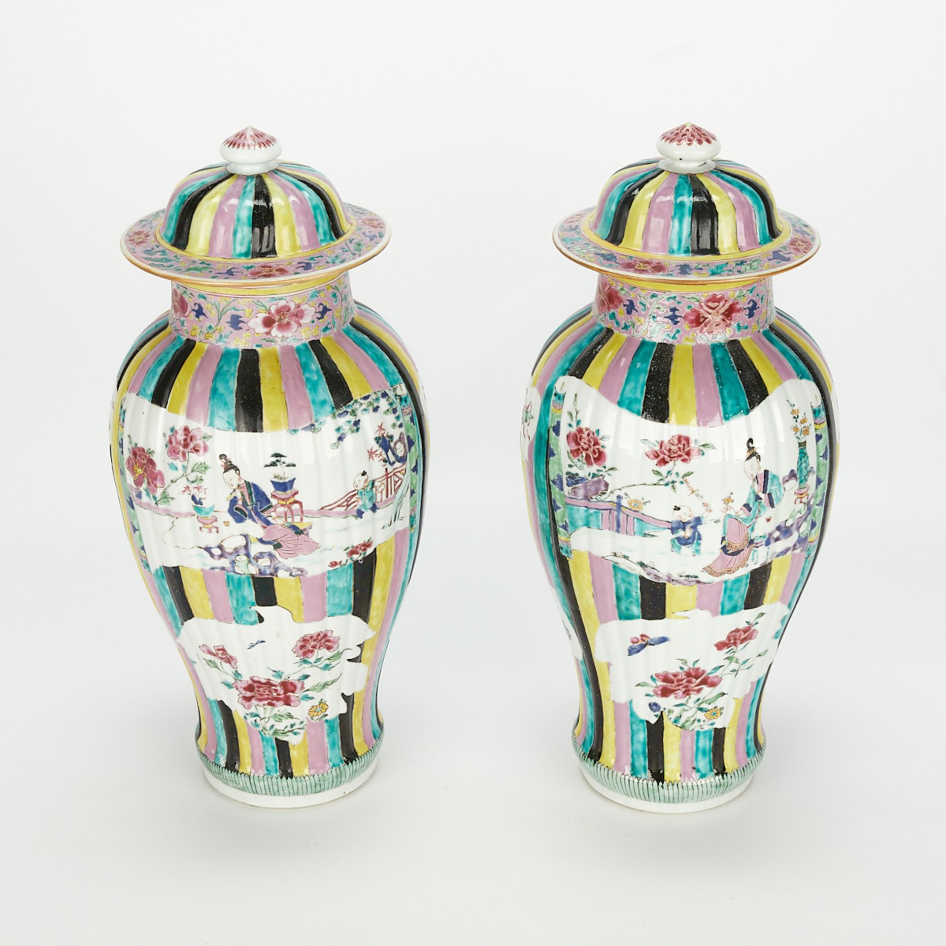 Pair 18th c. Chinese Export Porcelain Vases - Image 8 of 20