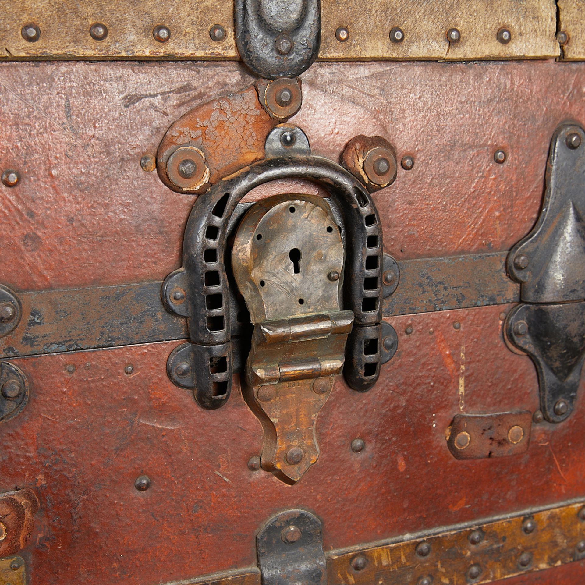 Antique Leatheroid Travel Steamer Trunk - Bild 9 aus 13