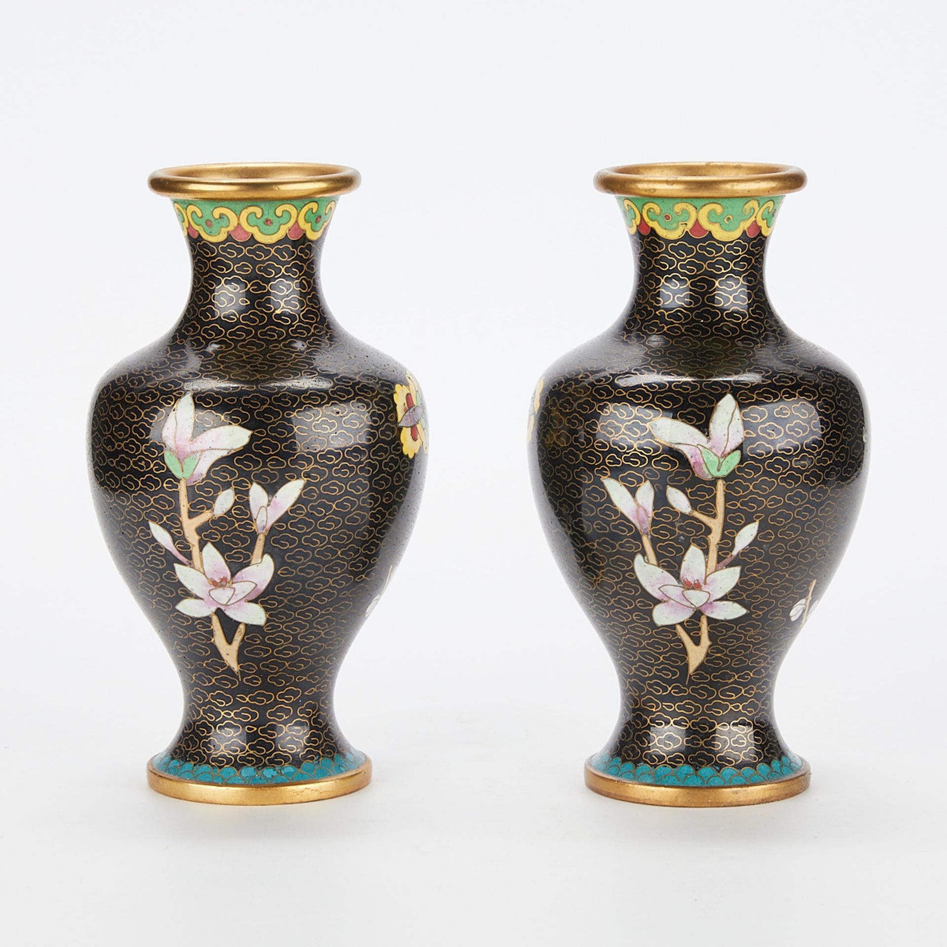 Pair of Small Chinese Cloisonne Vases - Bild 3 aus 13
