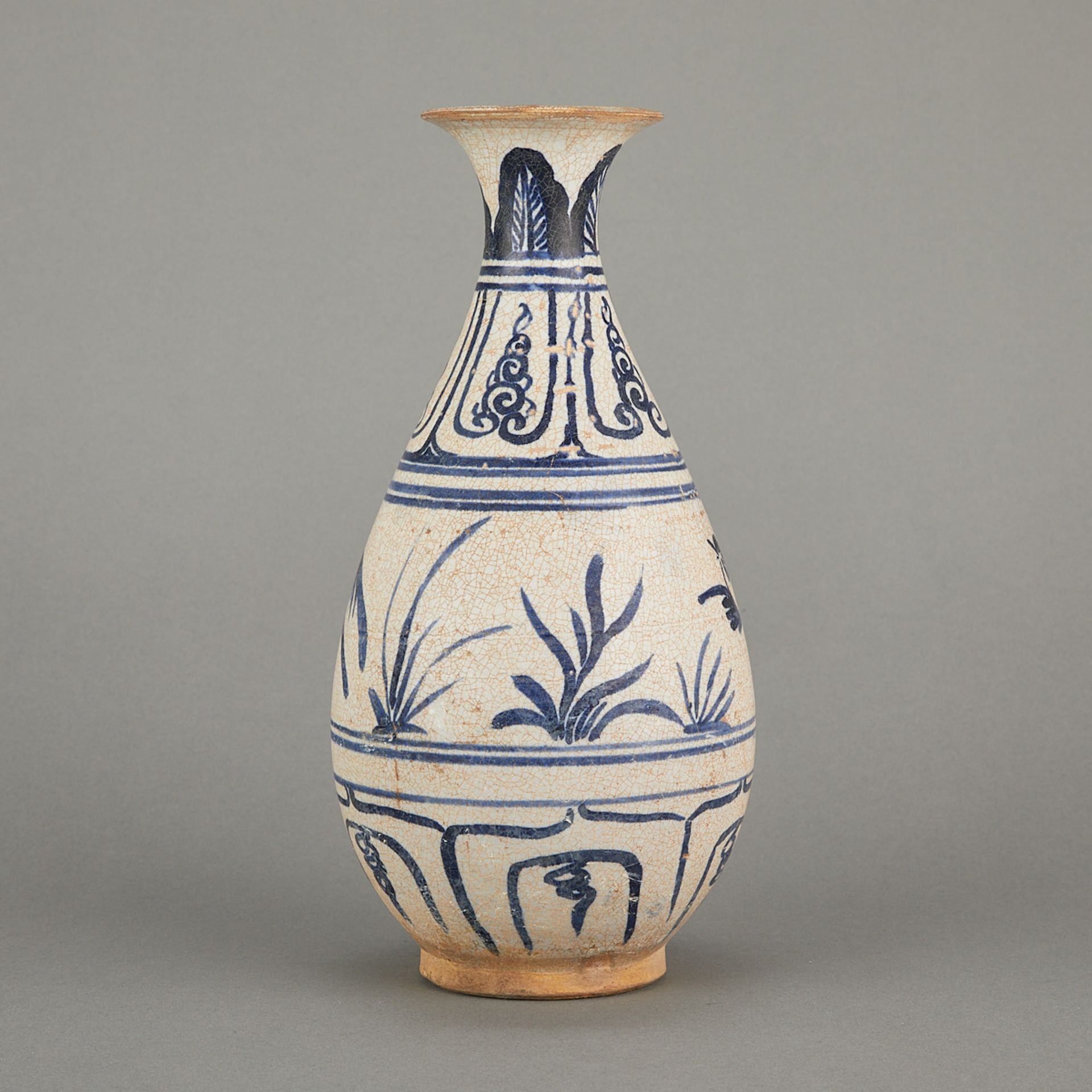 Fine Vietnamese Anamese Yuhuchun Ceramic Vase - Bild 3 aus 8