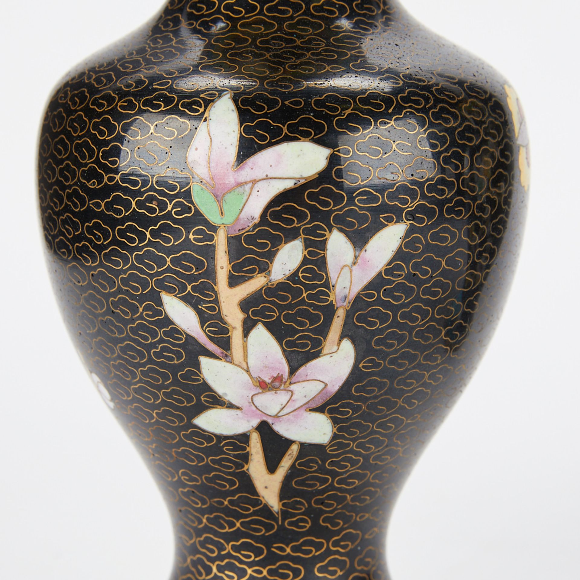 Pair of Small Chinese Cloisonne Vases - Bild 8 aus 13