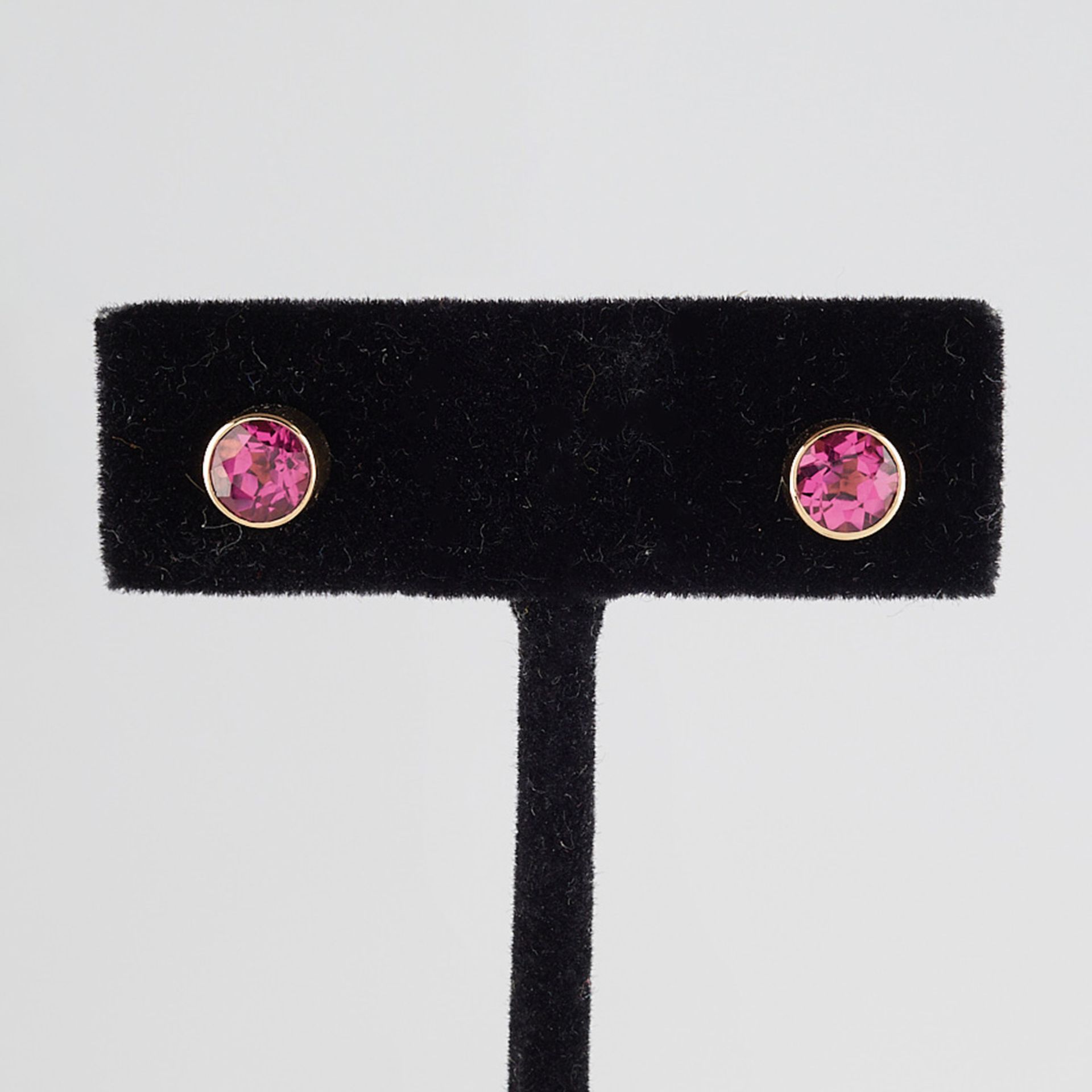 Pair of Garnet & 14k Gold Stud Earrings - Image 3 of 5