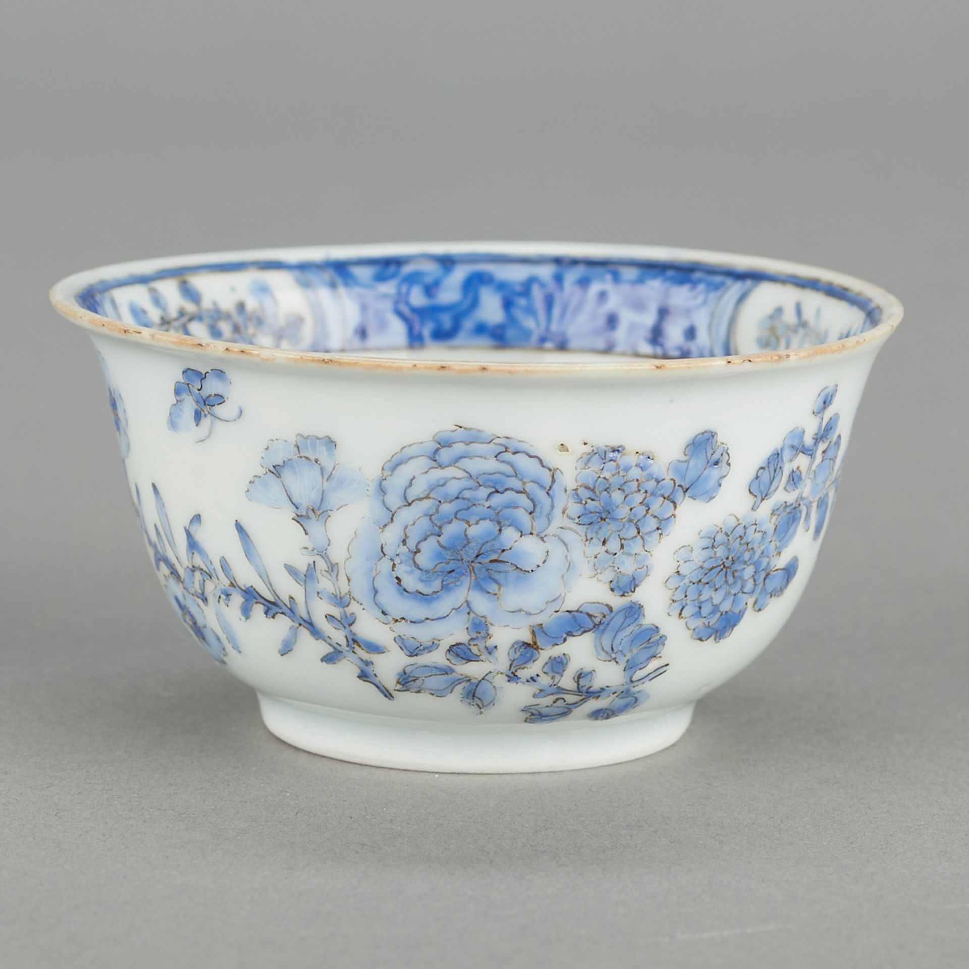 18th c. Chinese Porcelain Tea Bowl