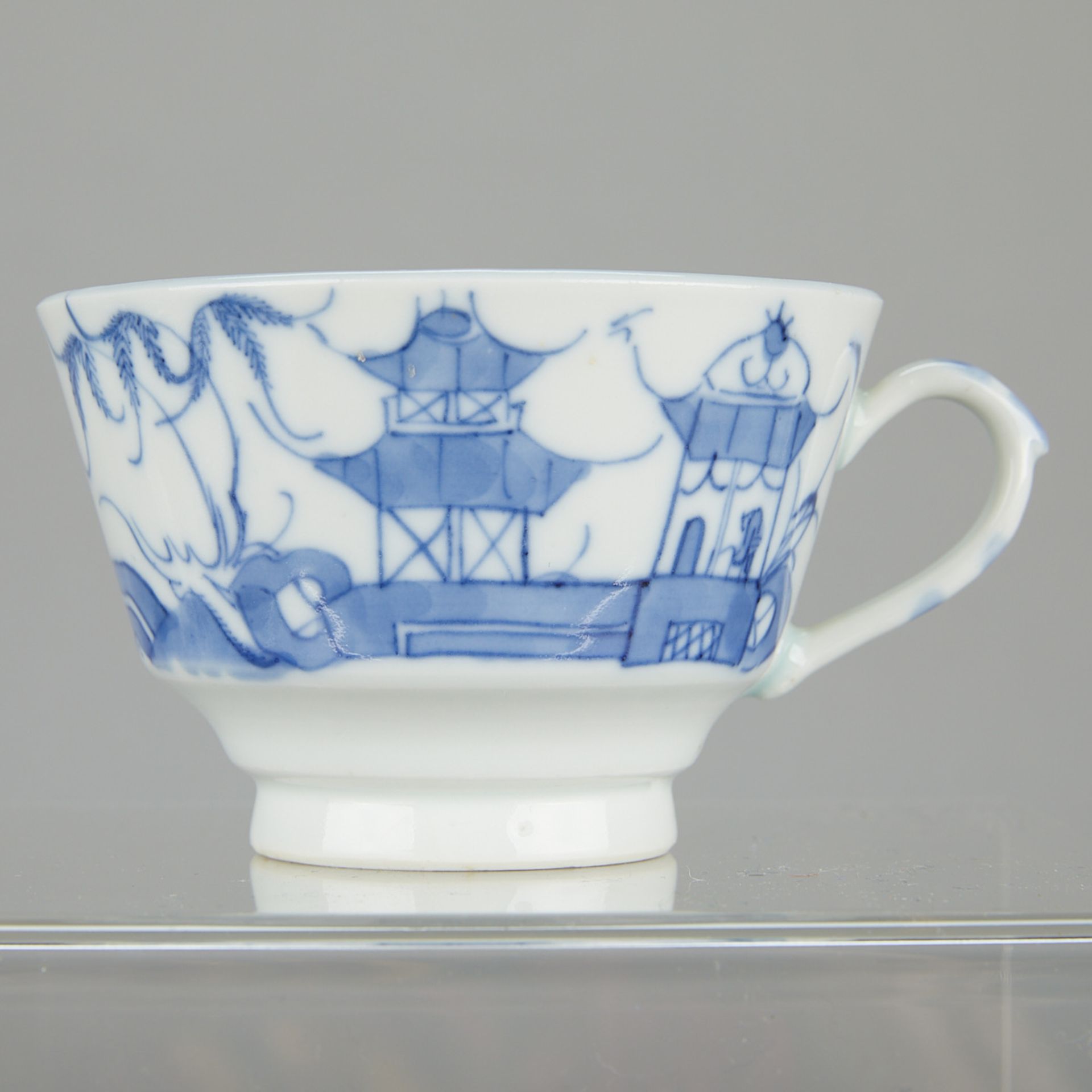 14 Pcs 19th c. Chinese Canton Porcelain - Image 9 of 25