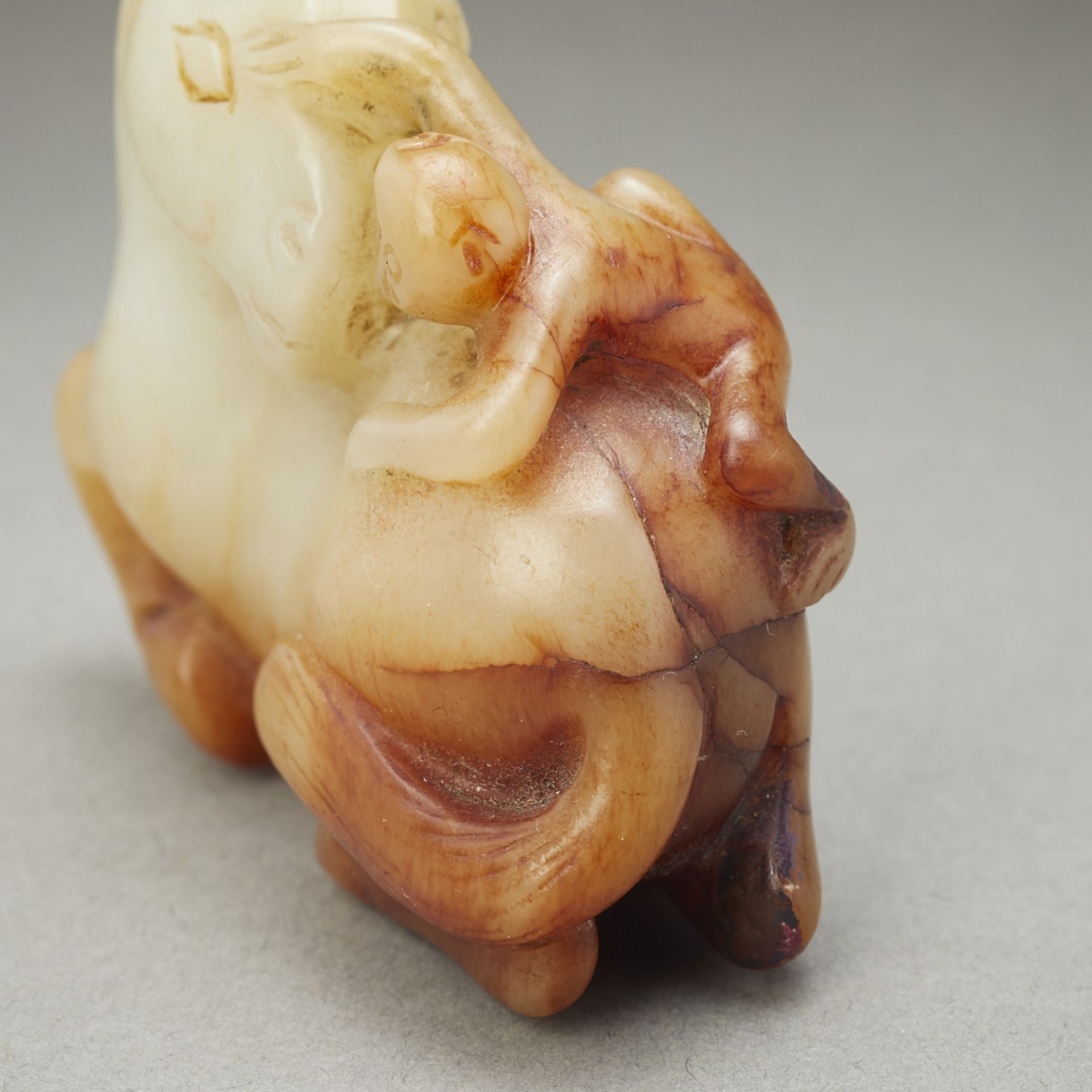 Chinese Qing Carved Jade Horse and Monkey - Image 7 of 8