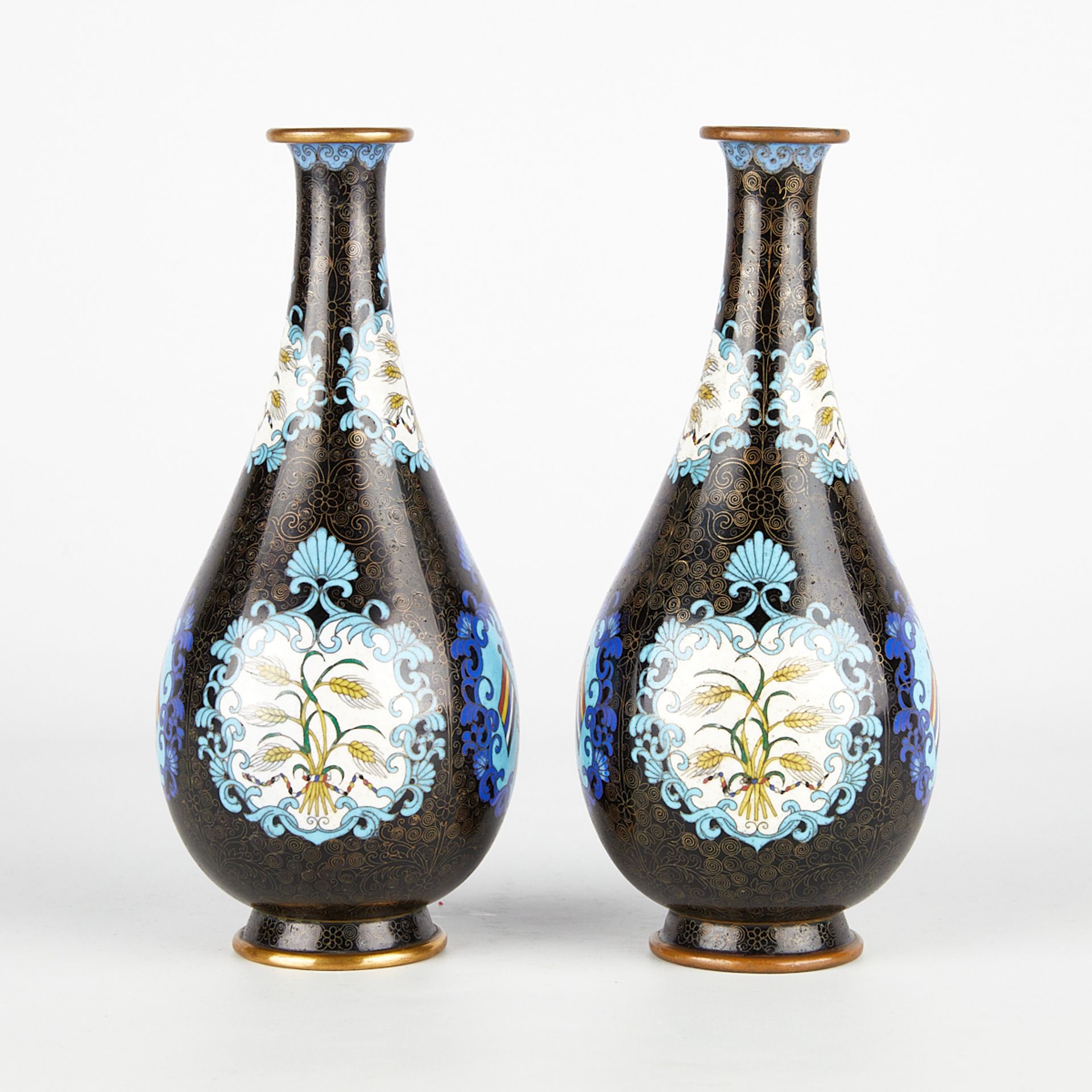Pair of Chinese Republic Cloisonne Vases - Bild 3 aus 12