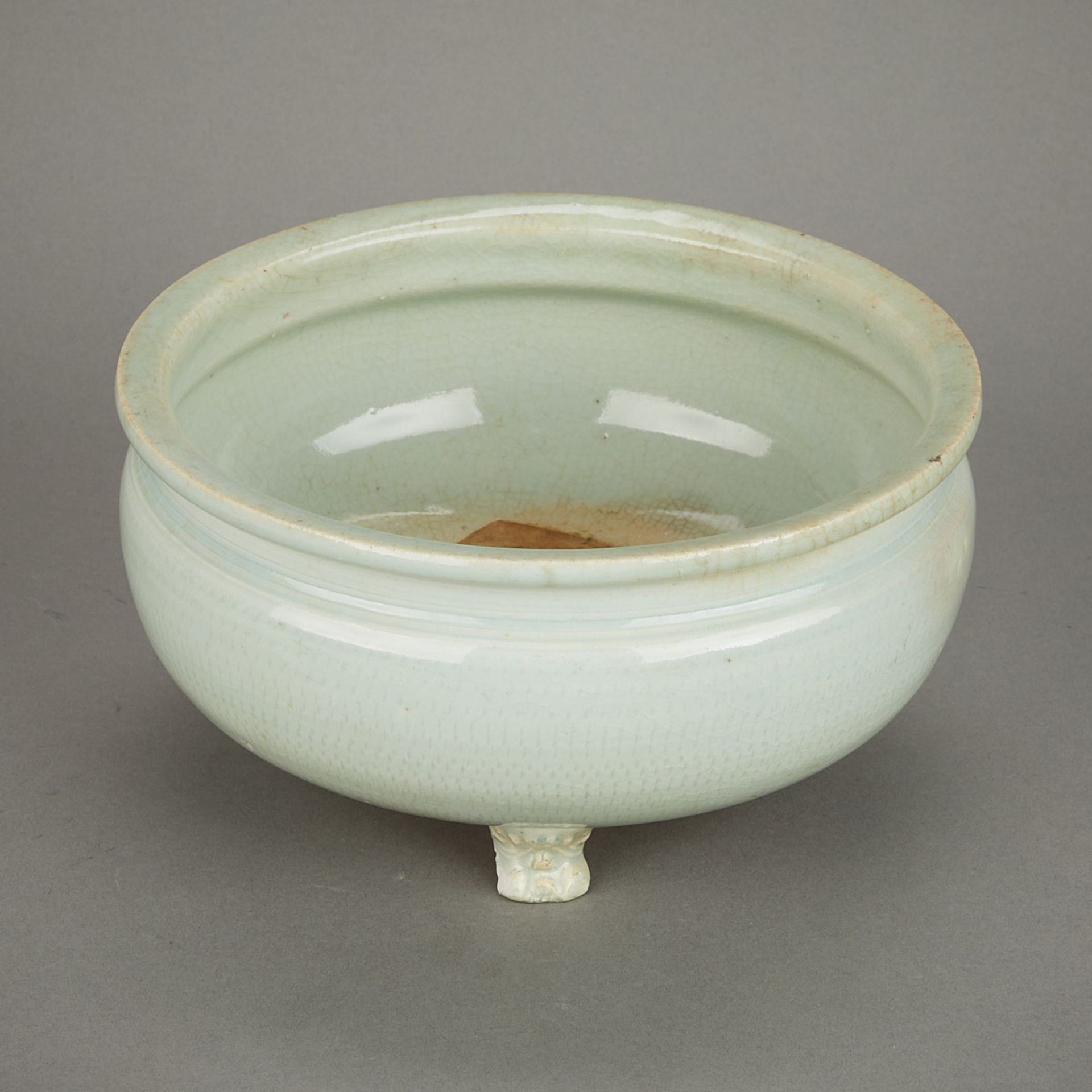 Chinese Longquan Celadon Tripod Ceramic Bowl - Image 2 of 9