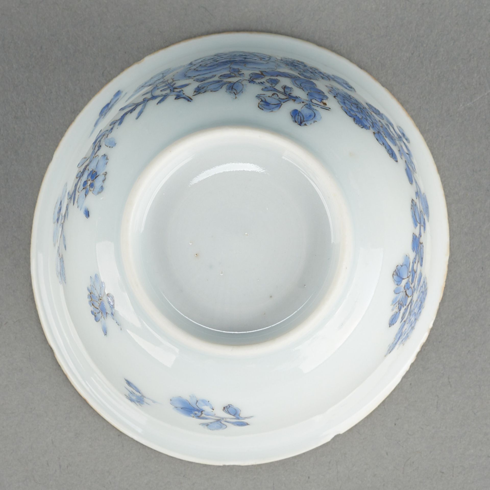 18th c. Chinese Porcelain Tea Bowl - Image 7 of 8