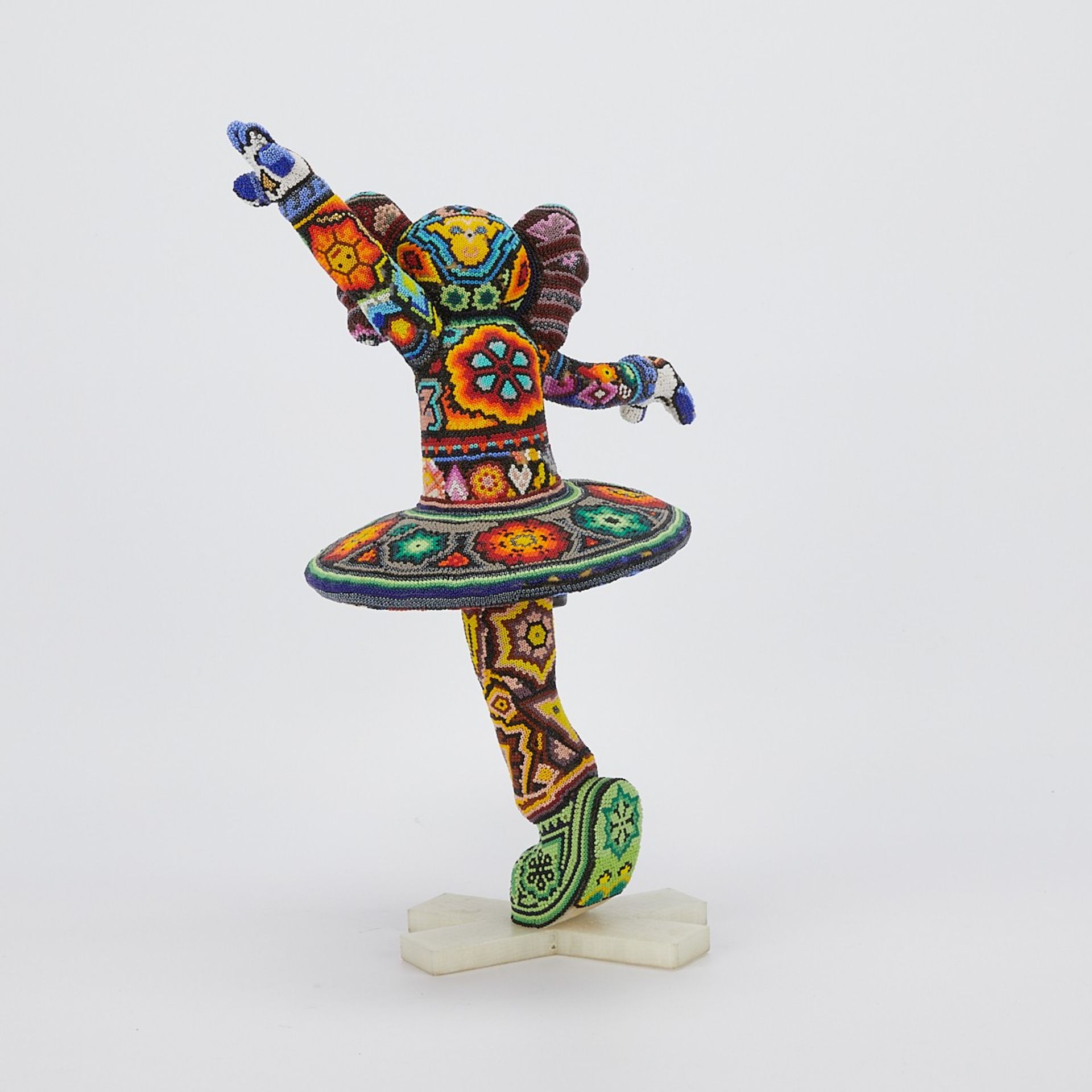 CHROMA aka Rick Wolfryd Female Dancer Figure - Image 4 of 10