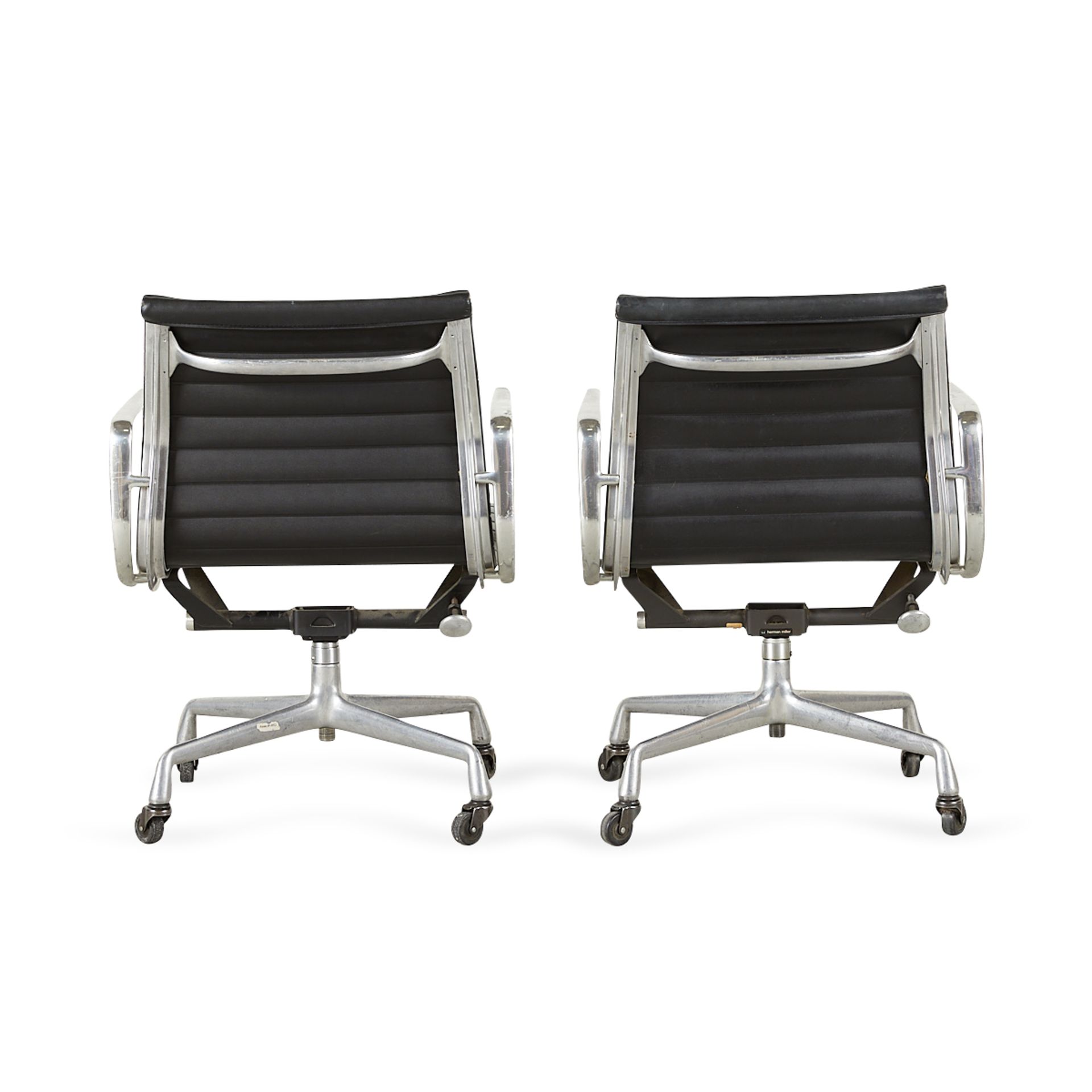 Pair of Aluminum Group Eames Chairs - Bild 5 aus 15
