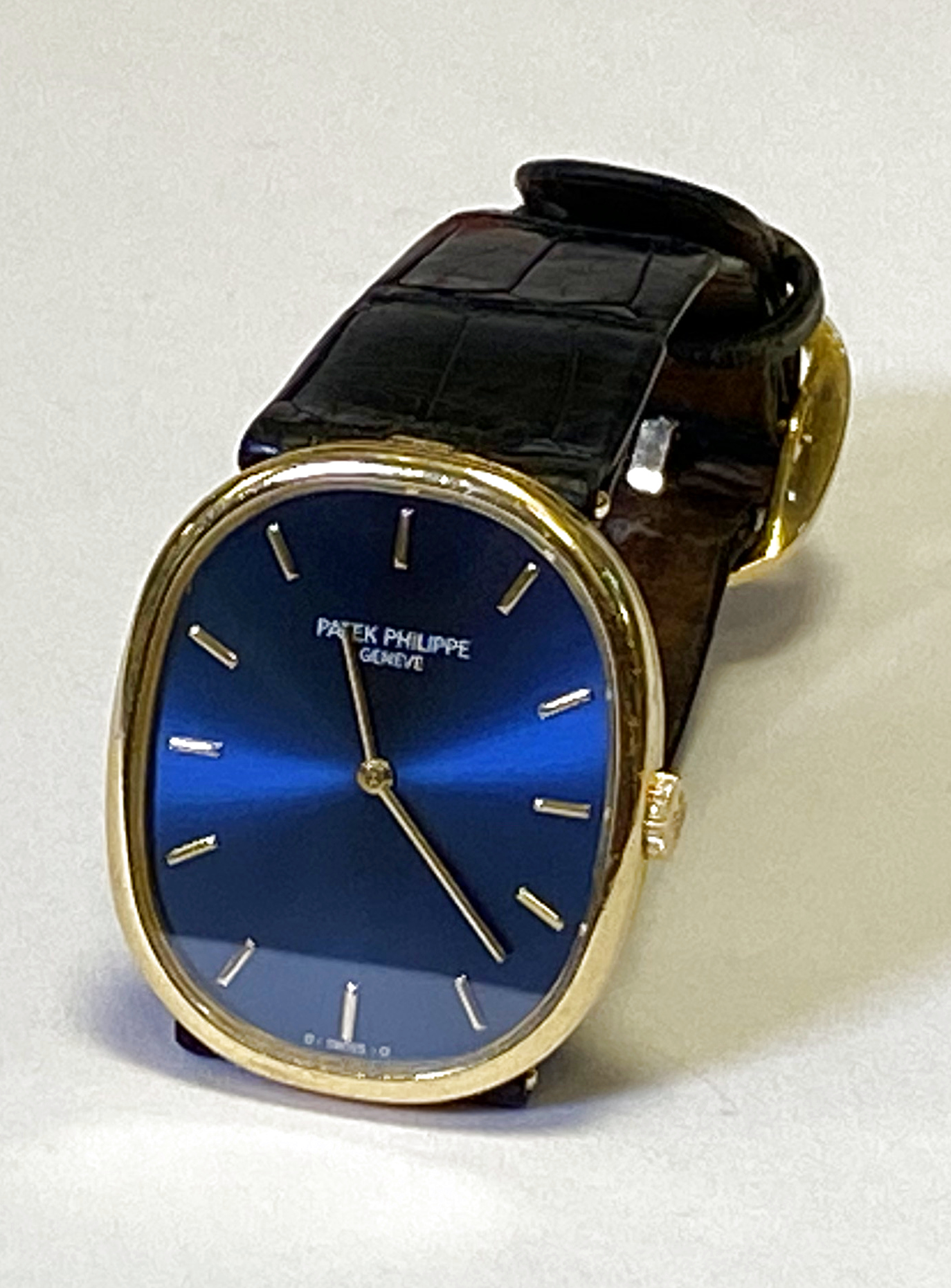 Patek - Philippe, Ellipse d’Or