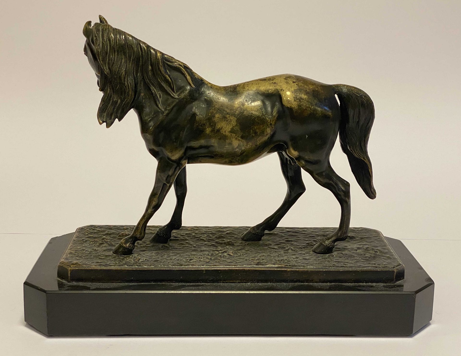  Bronze - Plastik  eines   Pferdes - Bild 3 aus 5
